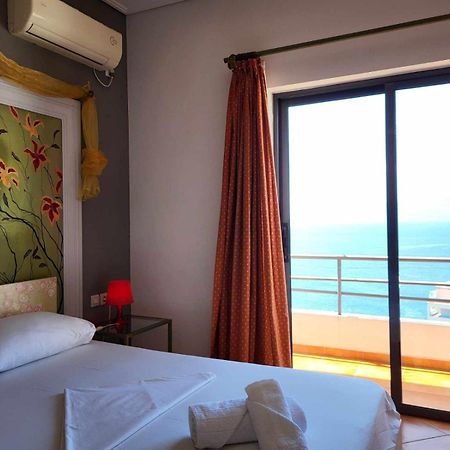 Hotel Vive Mare Sarandë Exterior foto
