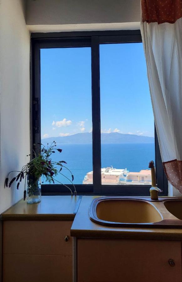 Hotel Vive Mare Sarandë Exterior foto