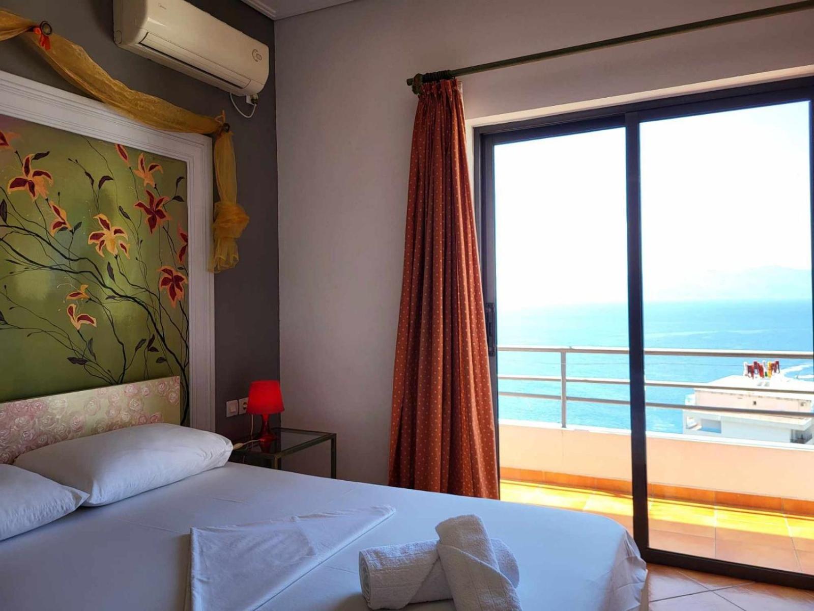 Hotel Vive Mare Sarandë Exterior foto